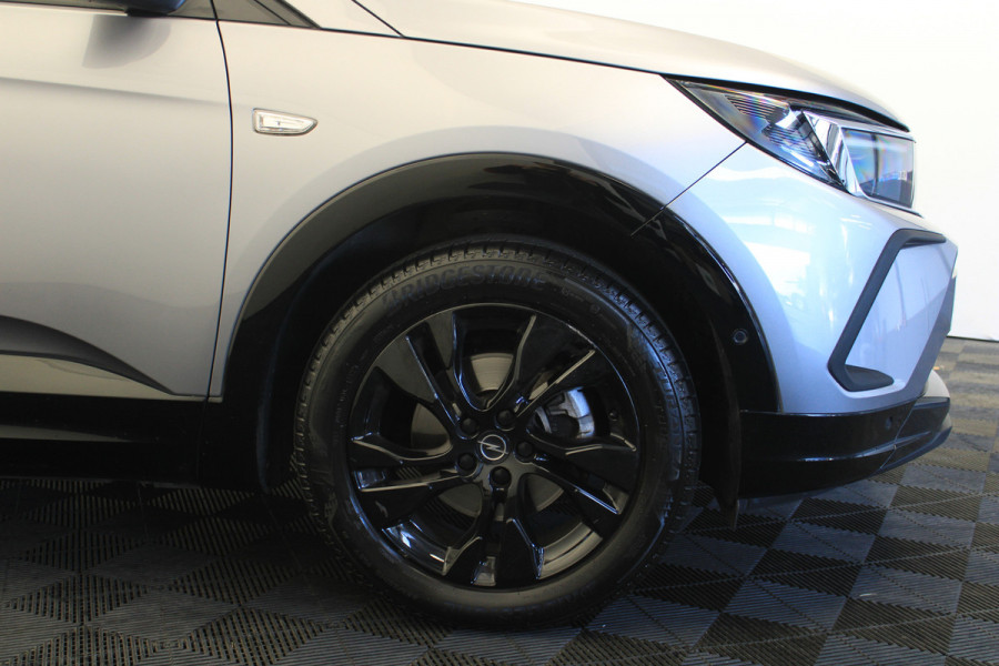 Opel Grandland 1.2 Turbo GS Line |Navi|Camera| *Bevrijdingsdag geopend*