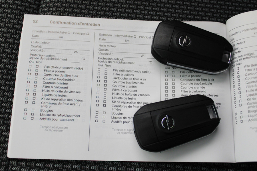 Opel Grandland 1.2 Turbo GS Line |Navi|Camera| *Bevrijdingsdag geopend*