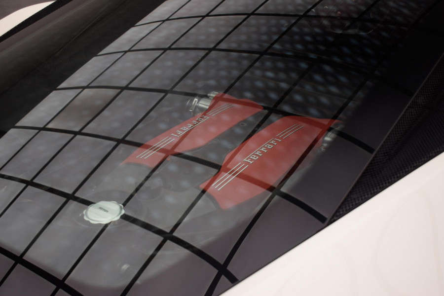 Ferrari 488 3.9 GTB HELE |PassengerDisplay|Camera|