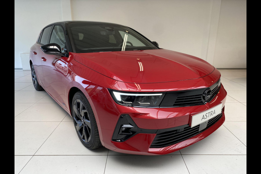 Opel Astra 1.6 TURBO Hybrid 180pk Level 4 (GS) Opel Astra 1.6 TURBO  Hybrid 180pk Level 4 (GS) | Ultimate pack | Navigatie Pro | Adaptive LED | Climate Control met Intelli-Air | Head-up Display |  Panorama Schuif/kantel dak | Winter Pack | 7,4 kW boordlader |