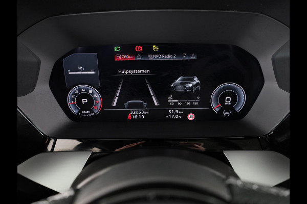 Audi A3 Sportback 30 TFSI S edition 110 pk S-tronic | Panoramadak | Verlengde garantie | Navigatie | Parkeersensoren achter | Adaptieve cruise control | Stoelverwarming | S-line |
