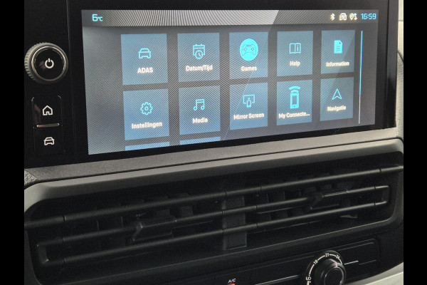 Peugeot Expert L2 145 Pk. AUTOMAAT | 2,9% rente | navigatie incl. Apple Carplay | trekhaak | camera | parkeersensoren voor & achter | dodehoek detectie | rijklaarprijs
