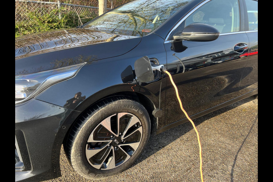Kia Ceed Sportswagon 1.6 GDI PHEV Spirit Apple Carplay Parkeer assistent Camera Stoelverwarming
