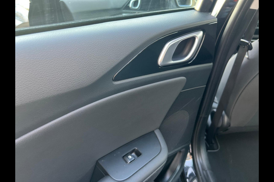 Kia Ceed Sportswagon 1.6 GDI PHEV Spirit Apple Carplay Parkeer assistent Camera Stoelverwarming