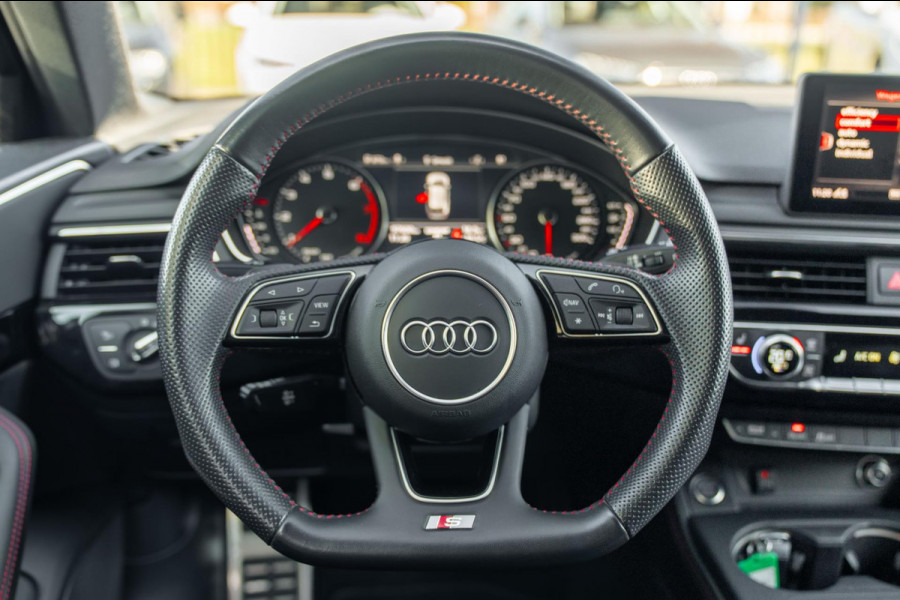 Audi A4 Avant 2.0 TFSI MHEV Sport S Line Black Edition 190 PK Aut. LED Leder 20'' ABT
