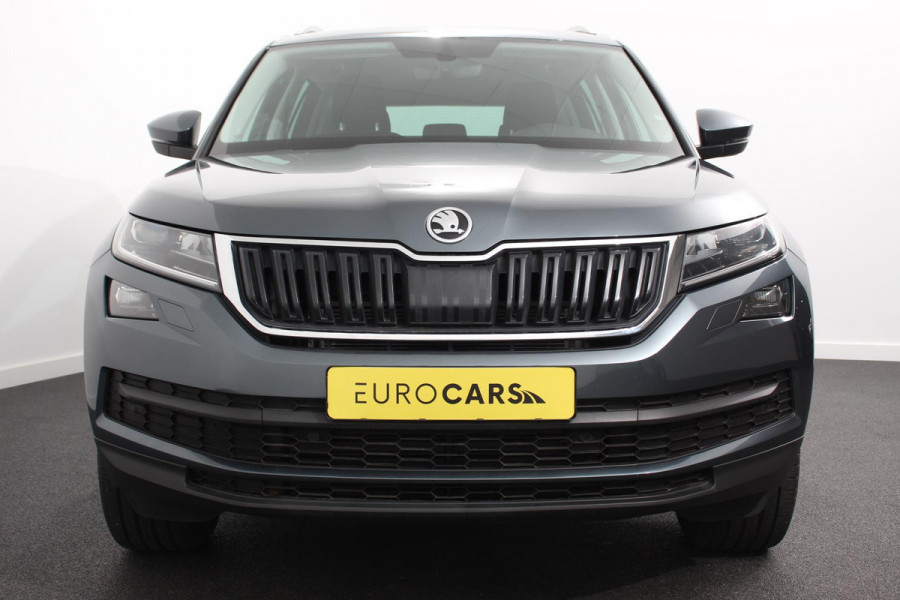 Škoda Kodiaq 1.5 TSI 150pk Automaat Style 7p. Navigatie Apple Carplay/Android Auto Adaptive Cruise Control Parkeersensoren Camera Elektrische achterklep Stoel- en stuurverwarming Virtual Cockpit Keyless Entry/Start Ledverlichting Getinte ramen Climate Control