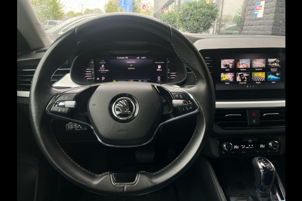 Škoda Kamiq 1.0 TSI Business Edition, Automaat, CarPlay, Camera, Cruise, Navi, PDC