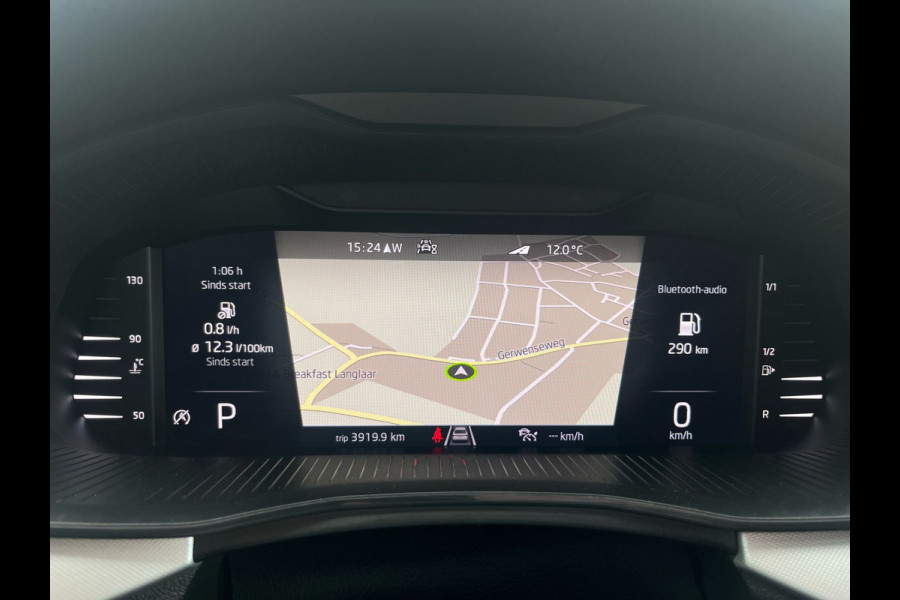 Škoda Kamiq 1.0 TSI Business Edition, Automaat, CarPlay, Camera, Cruise, Navi, PDC