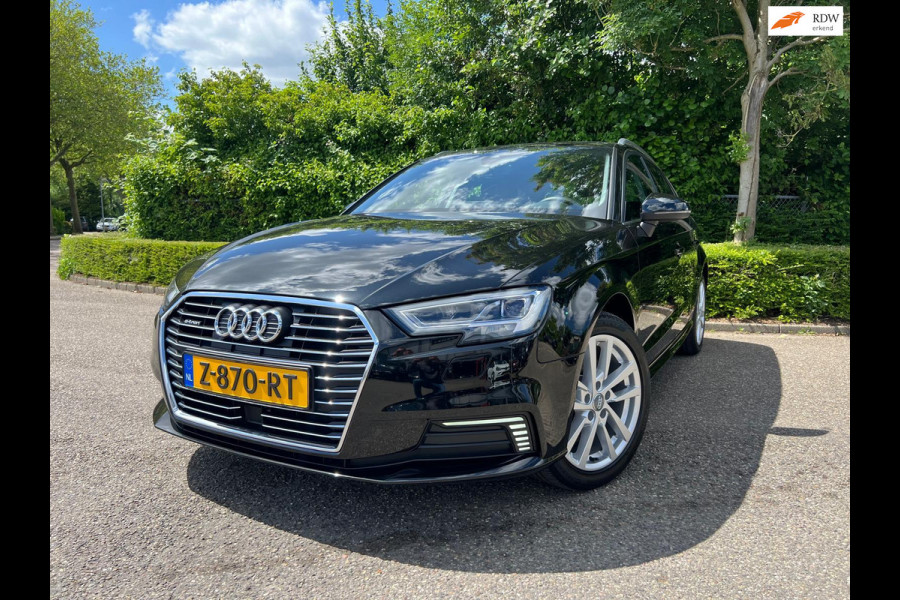 Audi A3 Sportback 40 e-tron Advance Sport Plug In Hybrid , Automaat , Cruise controle , Led verlichting , Navigatie