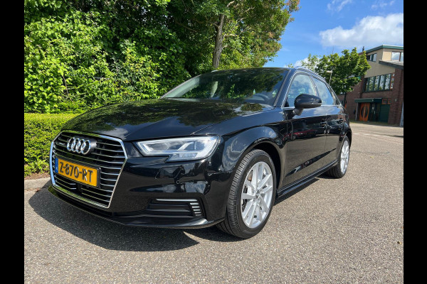 Audi A3 Sportback 40 e-tron Advance Sport Plug In Hybrid , Automaat , Cruise controle , Led verlichting , Navigatie