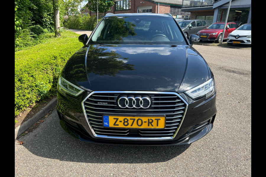Audi A3 Sportback 40 e-tron Advance Sport Plug In Hybrid , Automaat , Cruise controle , Led verlichting , Navigatie