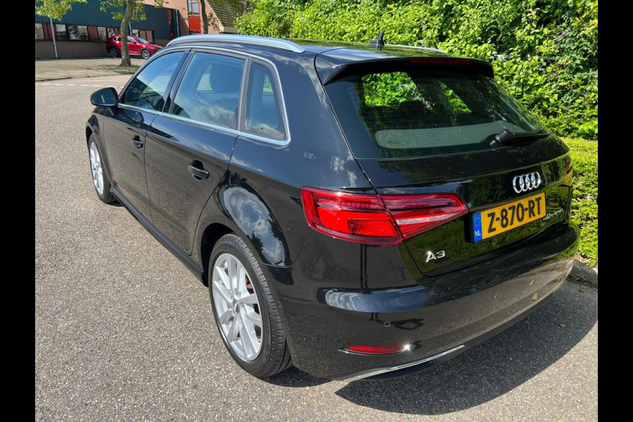 Audi A3 Sportback 40 e-tron Advance Sport Plug In Hybrid , Automaat , Cruise controle , Led verlichting , Navigatie