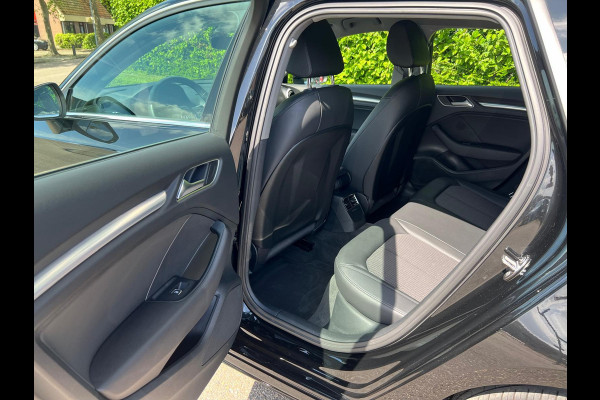 Audi A3 Sportback 40 e-tron Advance Sport Plug In Hybrid , Automaat , Cruise controle , Led verlichting , Navigatie
