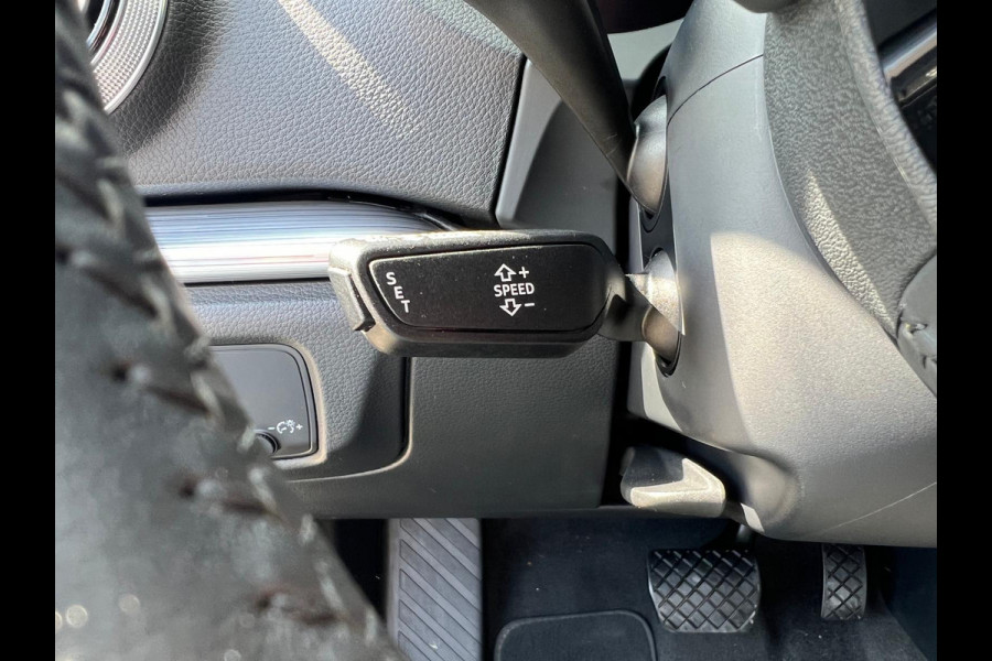Audi A3 Sportback 40 e-tron Advance Sport Plug In Hybrid , Automaat , Cruise controle , Led verlichting , Navigatie