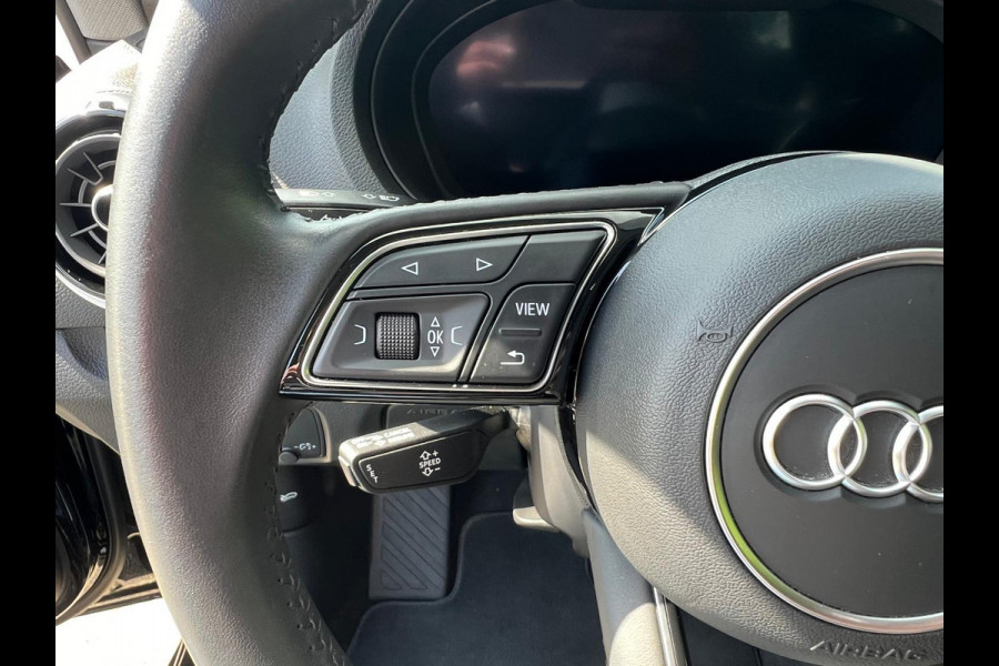 Audi A3 Sportback 40 e-tron Advance Sport Plug In Hybrid , Automaat , Cruise controle , Led verlichting , Navigatie
