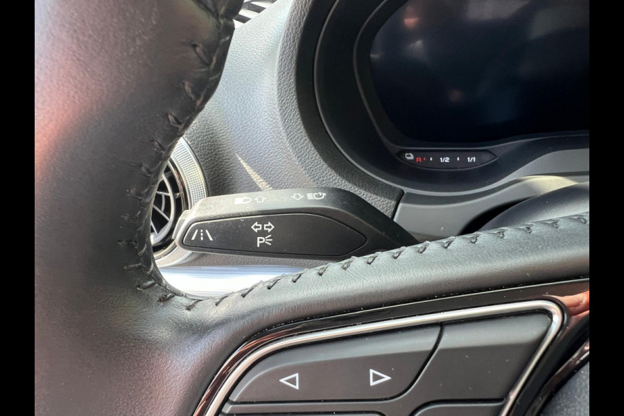 Audi A3 Sportback 40 e-tron Advance Sport Plug In Hybrid , Automaat , Cruise controle , Led verlichting , Navigatie