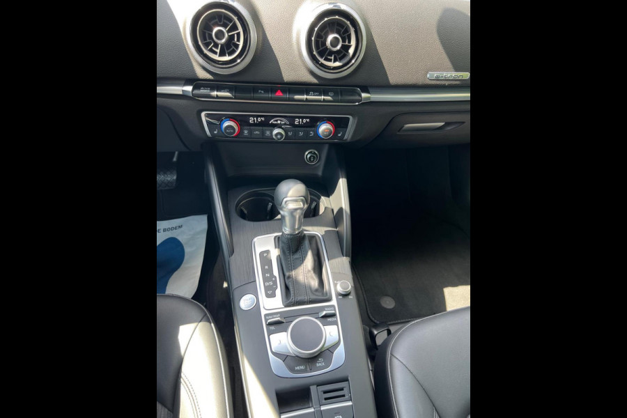 Audi A3 Sportback 40 e-tron Advance Sport Plug In Hybrid , Automaat , Cruise controle , Led verlichting , Navigatie
