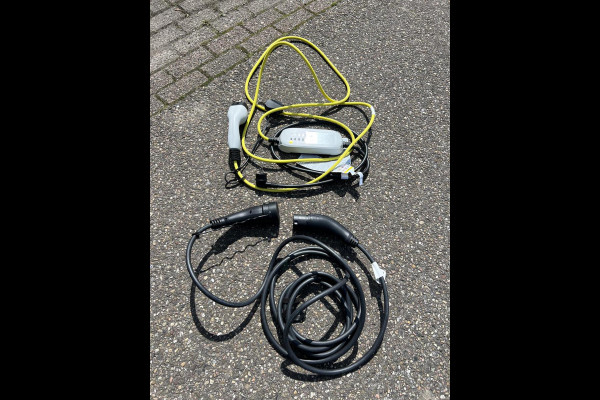 Audi A3 Sportback 40 e-tron Advance Sport Plug In Hybrid , Automaat , Cruise controle , Led verlichting , Navigatie