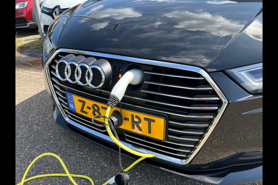 Audi A3 Sportback 40 e-tron Advance Sport Plug In Hybrid , Automaat , Cruise controle , Led verlichting , Navigatie