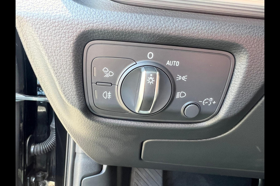 Audi A3 Sportback 40 e-tron Advance Sport Plug In Hybrid , Automaat , Cruise controle , Led verlichting , Navigatie