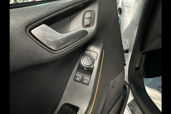 Ford Fiesta 1.0 EcoBoost Active Panoramadak! Stoelverwarming! PDC! B&O Audio! Vol opties!