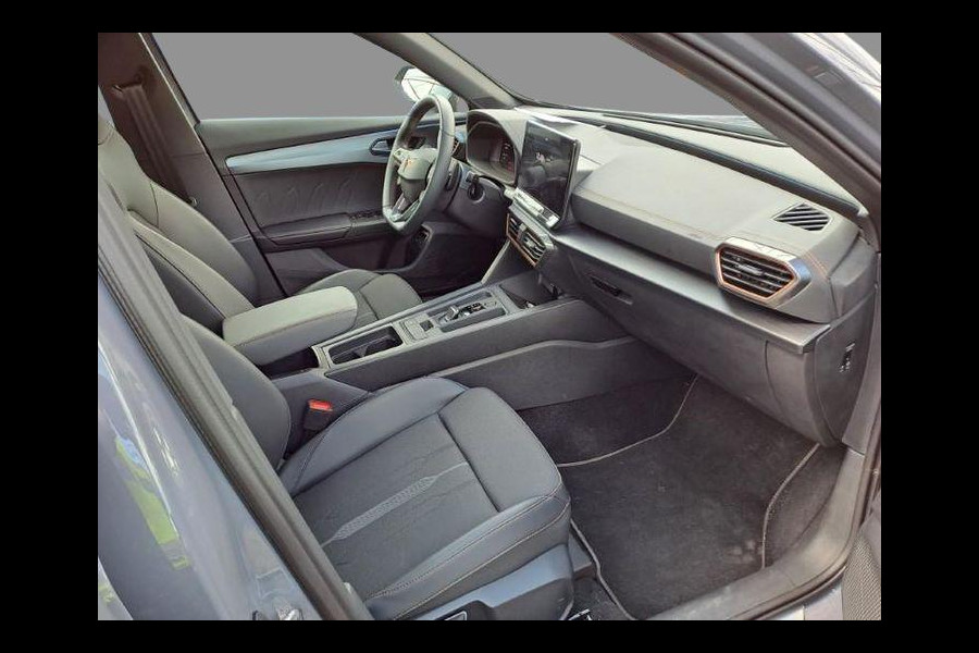 CUPRA Formentor 1.4 e-Hybrid VZ Copper Edition 244pk | Panoramadak | Adaptieve Cruise | Matrix Led | Stoelverwarming