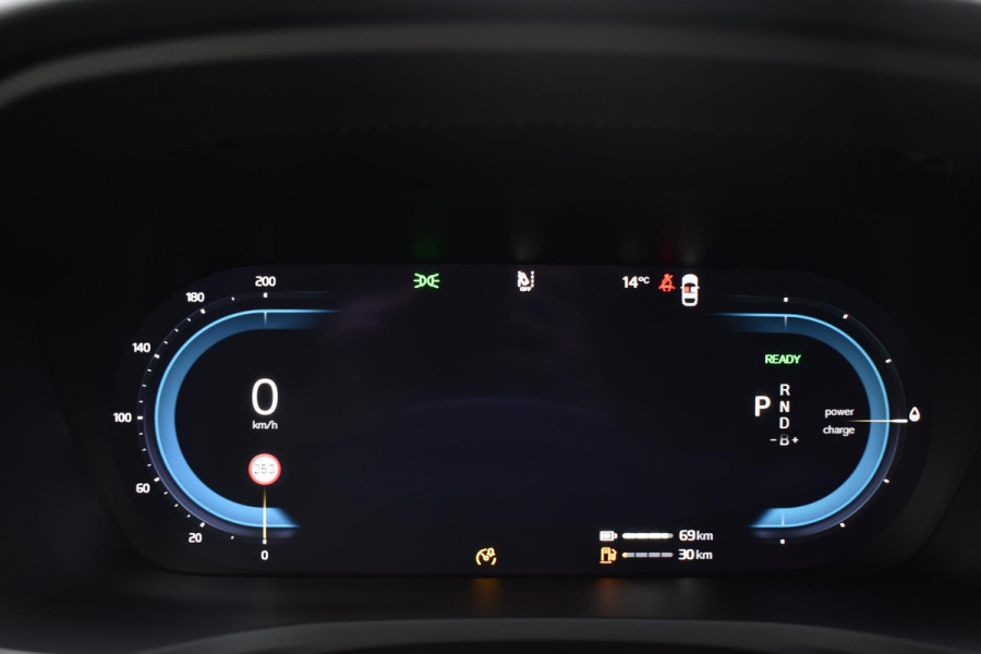 Volvo V60 T6 350PK Longe Range AWD Plus Dark / Driver assist / Sportstoelen / donker getint glas / 19 velgen