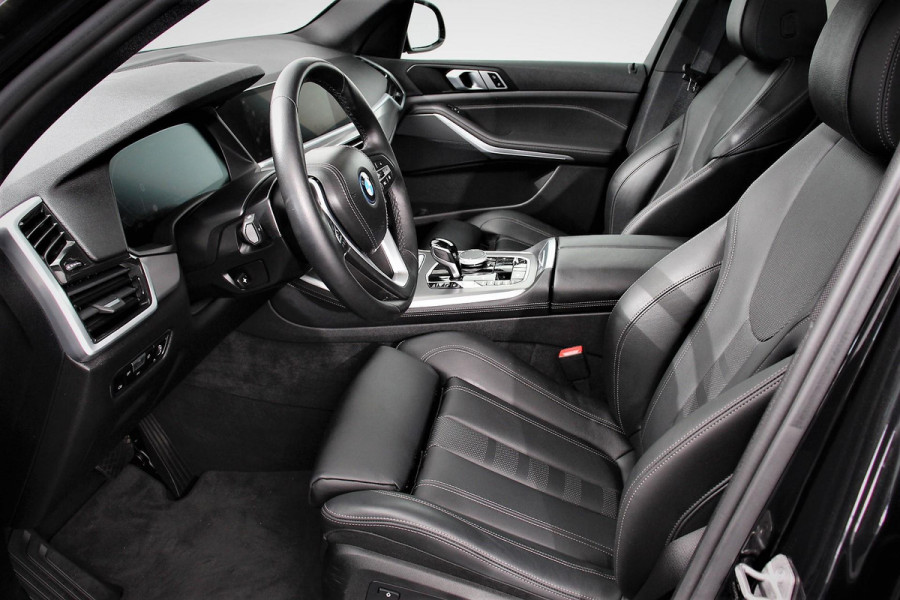 BMW X5 xDrive45e Hybrid 394pk Executive Shadow line Leder Schuif-Panorama dak Navigatie Trekhaak Camera 360 20"LMV