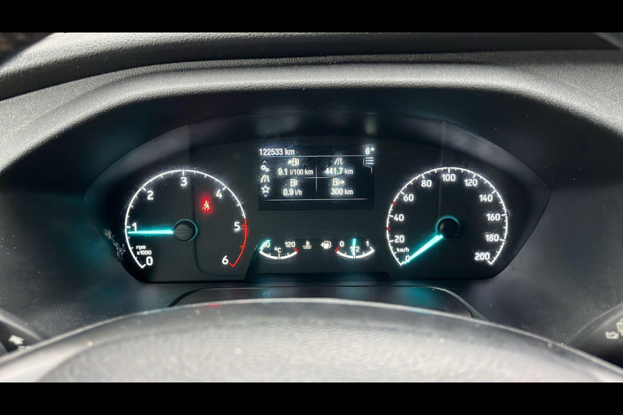 Ford Transit Custom 300 2.0 TDCI L2H1 Limited | Winter Pack | Cruise Control | Achteruitrij camera | Imperiaal | Trekhaak | 2800 KG trekgewicht