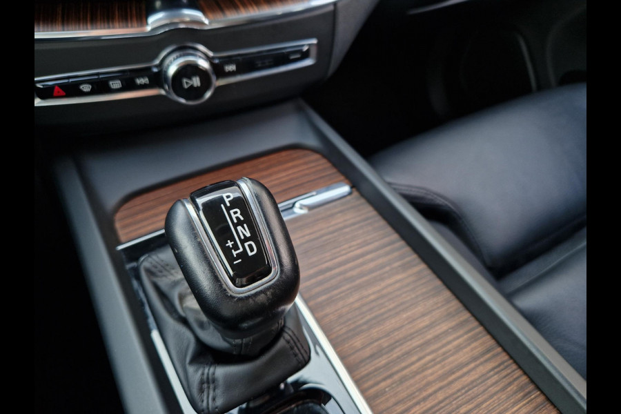 Volvo XC60 2.0 T5 AWD Inscription Automaat | BLIS | Leder | Camera | Navi | Stoelverwarming | 4S Banden |