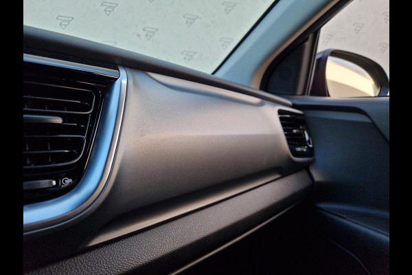Kia Stonic 1.0 T-GDi MHEV DynamicPlusLine Kia Stonic 1.0 T-GDI MHEV | Key-Less | Navi | Licht- en Regensensor | LED | DAB |