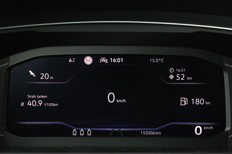 Volkswagen Tiguan 1.5 TSI Life | Stoelverwarming | Trekhaak | LED Plus | Camera | Massage | Navigatie | Adaptive cruise | Ergo Active | Navigatie | Keyless