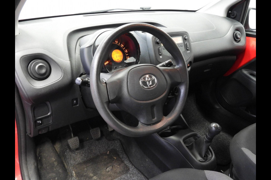 Toyota Aygo 1.0 VVT-i X-Fun AIRCO!