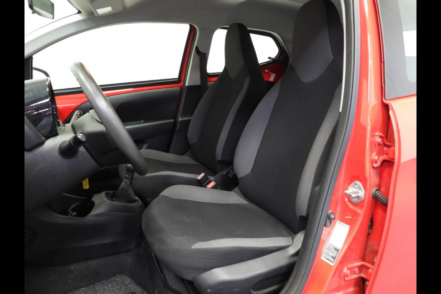 Toyota Aygo 1.0 VVT-i X-Fun AIRCO!