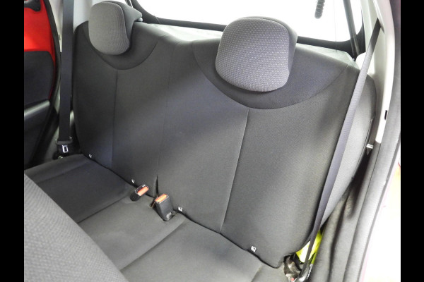 Toyota Aygo 1.0 VVT-i X-Fun AIRCO!