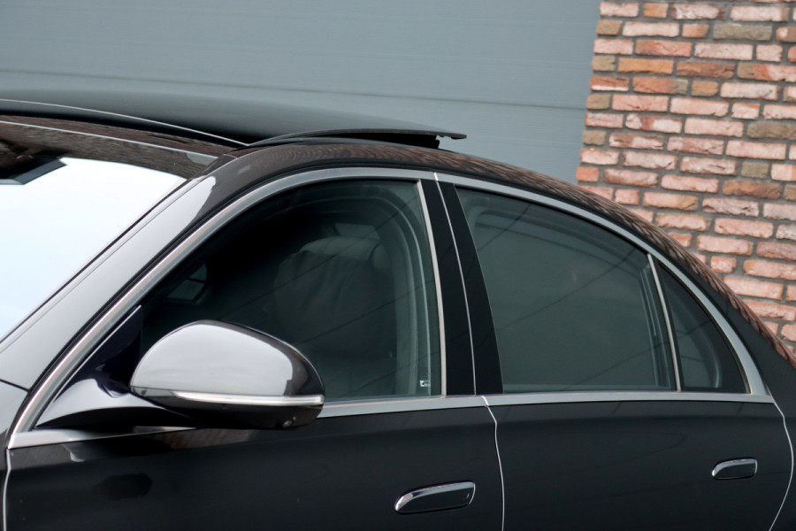 Mercedes-Benz S-Klasse 400d 4MATIC Lang AMG Line Aut9 | Airmatic | Achterasbesturing | Distronic+ | Memory | Stoelventilatie | Massage | Panoramadak | Vlakkenverwarming | Zonweringspakket | Luchtreinigingspakket |