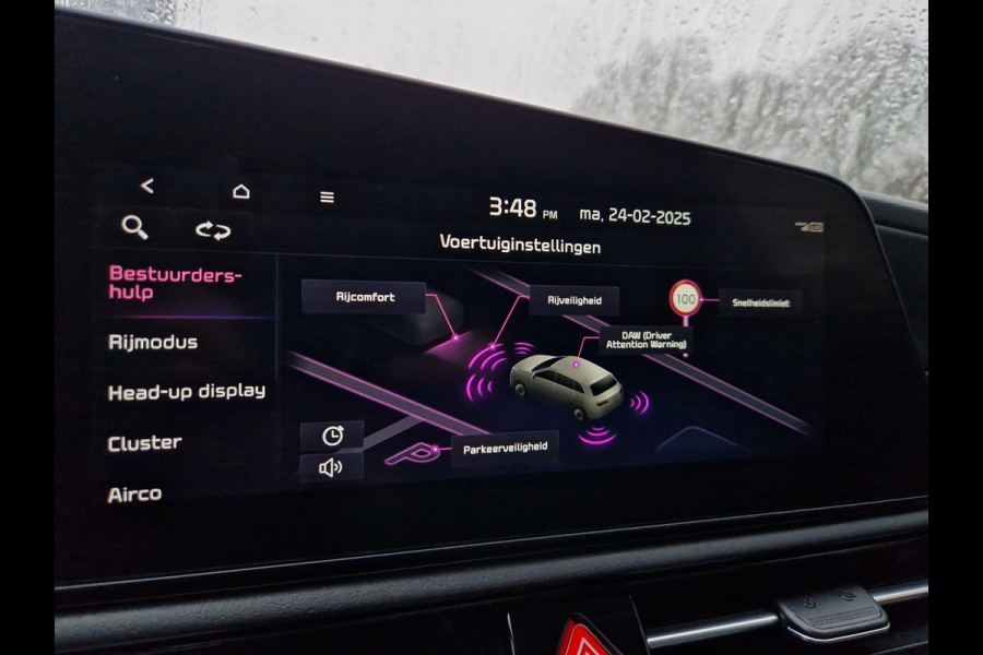 Kia Niro EV ExecutiveLine 64.8 kWh Gratis Laadpaal | Open Dak | Stoelventilatie | Leder | LED |