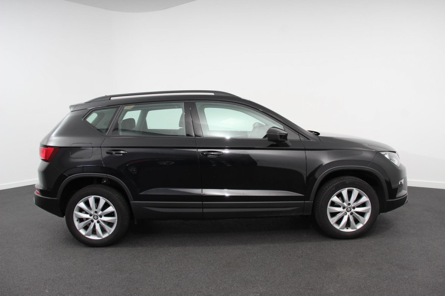 Seat Ateca 1.5 TSI 150pk DSG Style Climate Control Parkeer sensoren Verwarmde stoelen Lichtmetalen Velgen