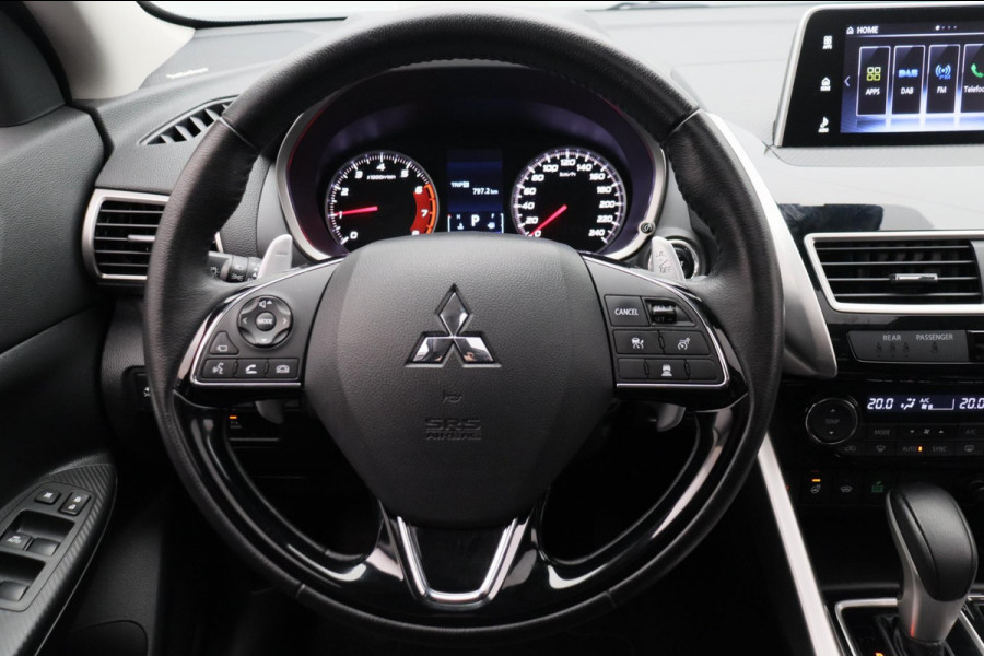 Mitsubishi Eclipse Cross 1.5 DI-T First Edition * Automaat * Camera Keyless Stoelverwarming Panorama dak Headup display