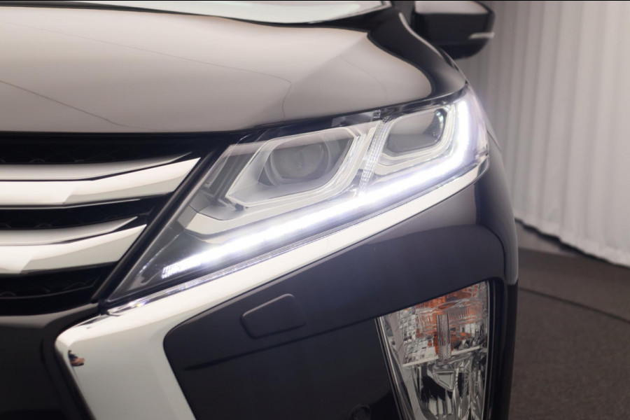 Mitsubishi Eclipse Cross 1.5 DI-T First Edition * Automaat * Camera Keyless Stoelverwarming Panorama dak Headup display