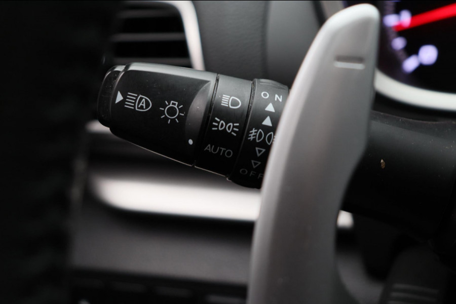 Mitsubishi Eclipse Cross 1.5 DI-T First Edition * Automaat * Camera Keyless Stoelverwarming Panorama dak Headup display