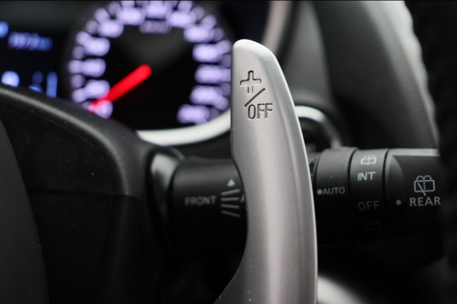 Mitsubishi Eclipse Cross 1.5 DI-T First Edition * Automaat * Camera Keyless Stoelverwarming Panorama dak Headup display