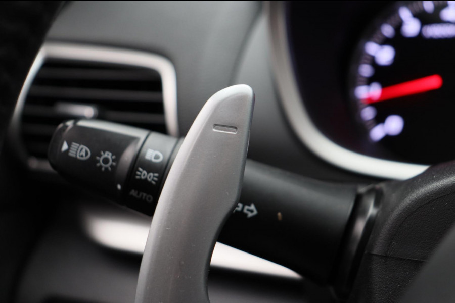 Mitsubishi Eclipse Cross 1.5 DI-T First Edition * Automaat * Camera Keyless Stoelverwarming Panorama dak Headup display