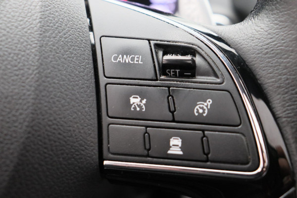 Mitsubishi Eclipse Cross 1.5 DI-T First Edition * Automaat * Camera Keyless Stoelverwarming Panorama dak Headup display