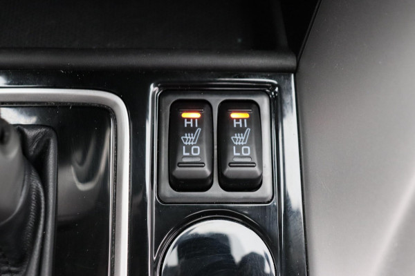 Mitsubishi Eclipse Cross 1.5 DI-T First Edition * Automaat * Camera Keyless Stoelverwarming Panorama dak Headup display