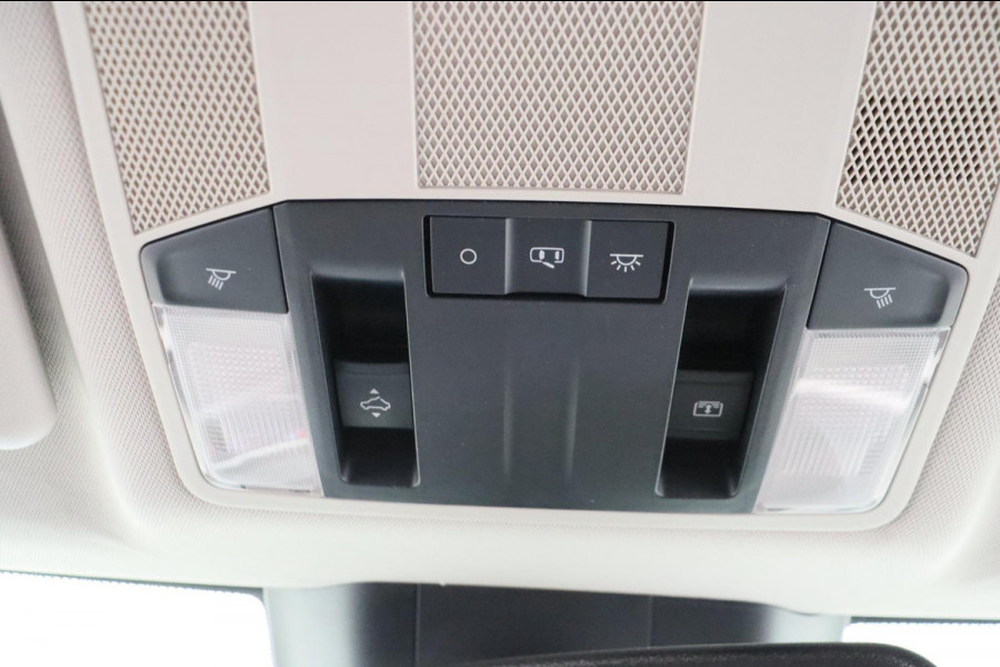 Mitsubishi Eclipse Cross 1.5 DI-T First Edition * Automaat * Camera Keyless Stoelverwarming Panorama dak Headup display