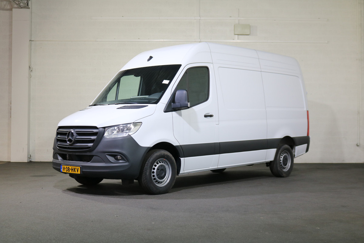 Mercedes-Benz Sprinter 317 CDI L2 H2 Airco Mbux Camera Mercedes-Benz Sprinter 317 CDI L2 H2 Airco Mbux Camera