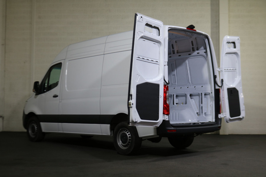 Mercedes-Benz Sprinter 317 CDI L2 H2 Airco Mbux Camera