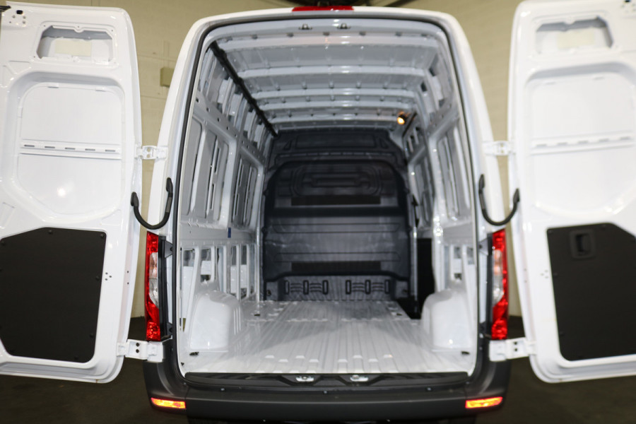 Mercedes-Benz Sprinter 317 CDI L2 H2 Airco Mbux Camera