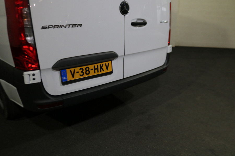 Mercedes-Benz Sprinter 317 CDI L2 H2 Airco Mbux Camera